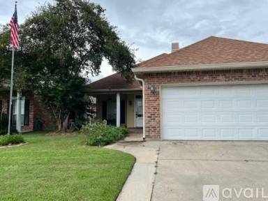 Main picture of 2025 Hunters Way Dr