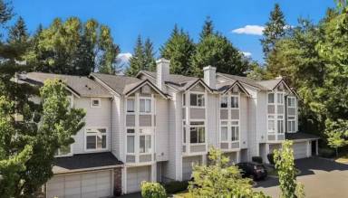 Main picture of 12444 NE 7th Pl
