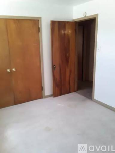 Main picture of 415 E Sherman St