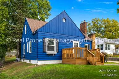 Main picture of 831 Everglade Dr SE