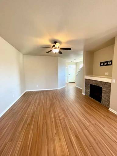 Main picture of 704 NE Vail Ln