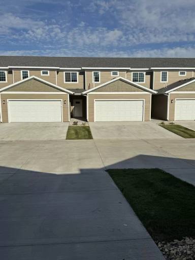 Main picture of 1225 N Marion Rd