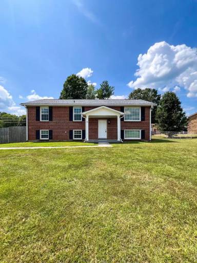 Main picture of 301 Jordan Rd