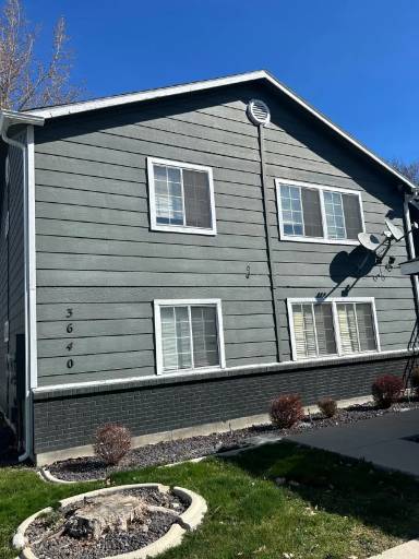 Main picture of 3640 W Rose Hill St