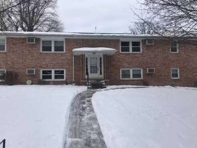 Main picture of 335 Iowa Ave