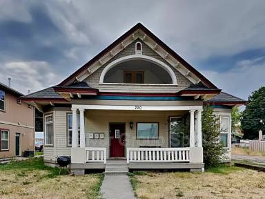 Main picture of 220 E Ermina Ave