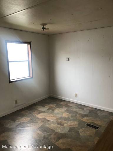 Main picture of 9626 White St