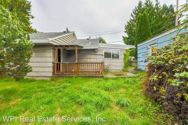 Main picture of 2125 N 92nd St