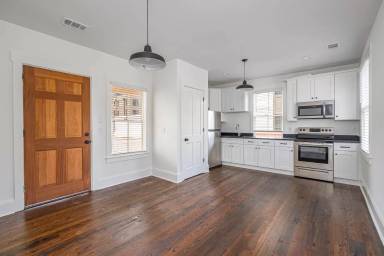 Main picture of 1401 Jefferson St