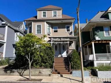 Main picture of 58 Fowler St