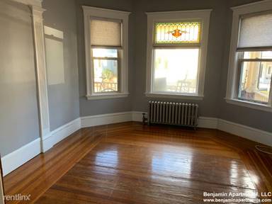 Main picture of 51 Bay State Ave