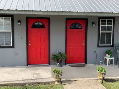 Main picture of 606 W Cherry St
