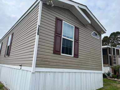 Main picture of 553 Corbin St