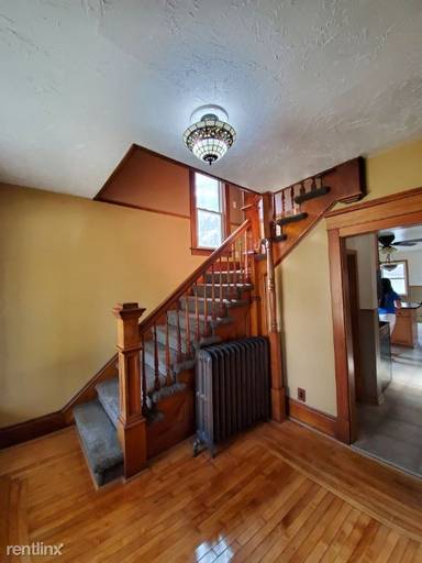 Main picture of 540 Prospect Ave