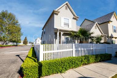 Main picture of 2119 Basilone Way