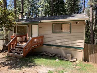 Main picture of 4907 Golden St