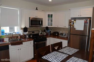 Main picture of 17 Ossipee Rd