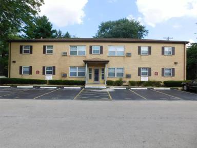 Main picture of 1709 W John St