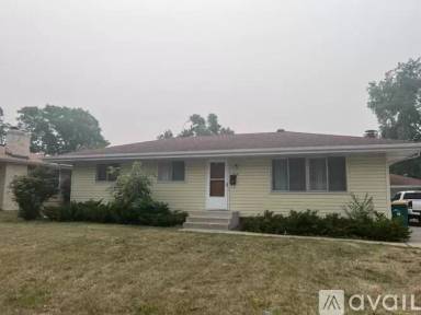 Main picture of 3025 65th Ave N