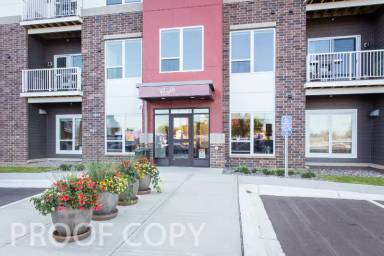 Main picture of 2180 Highway 13