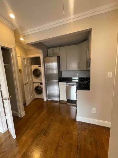 Main picture of 218 Avenue A