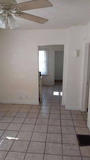 Main picture of 702 Albert Ave