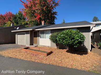 Main picture of 902 NE 21st Ave