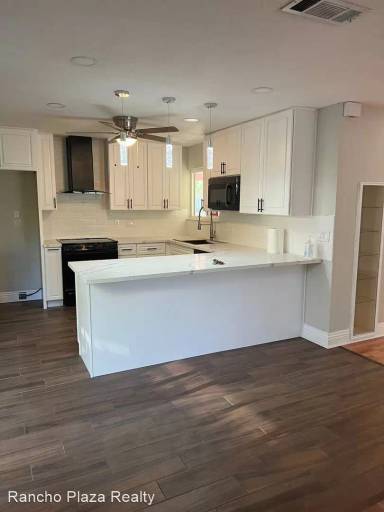 Main picture of 27650 Sandtrap Dr