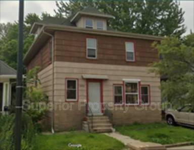 Main picture of 1975 E Washington Ave