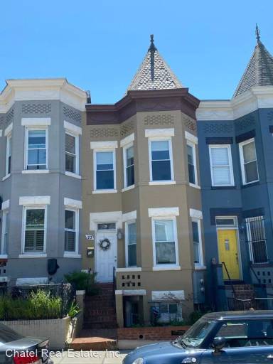 Main picture of 23 Q St NE