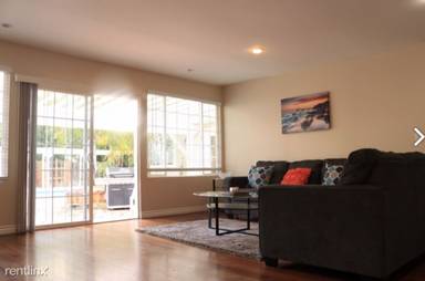 Main picture of 7014 Bianca Ave