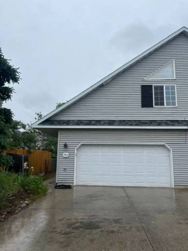 Main picture of 96 13th St