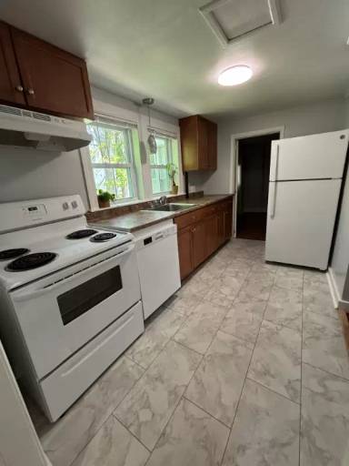Main picture of 13 Lincoln St
