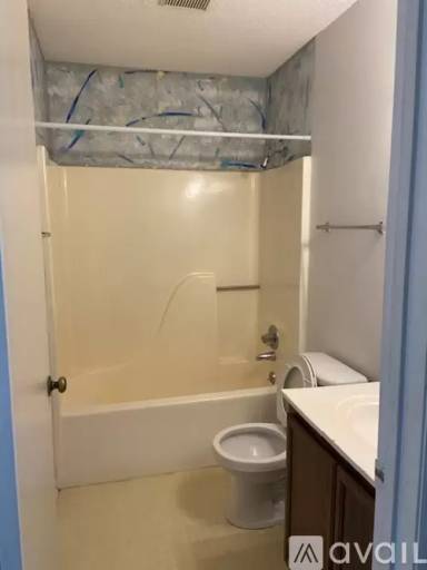 Main picture of 203 S Jonesville Blvd