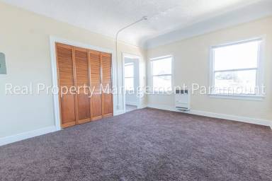 Main picture of 1628 W 45th St