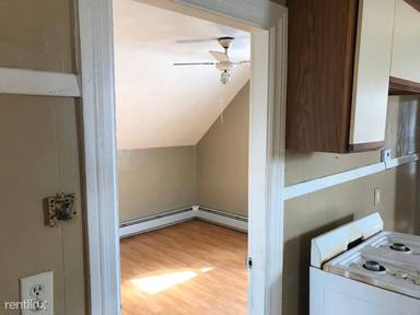 Main picture of 66 Woonasquatucket Ave