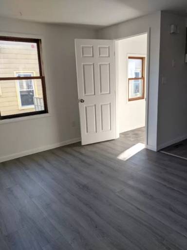 Main picture of 463 S 1st St