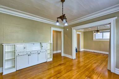 Main picture of Brown Apartments