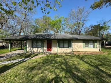 Main picture of 3242 Fairway Dr