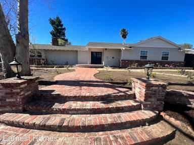 Main picture of 9541 Claire Ave