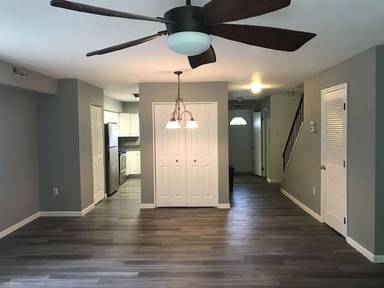 Main picture of 2553 DuPont St