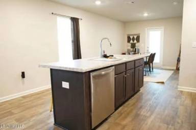 Main picture of 2024 Toulouse St