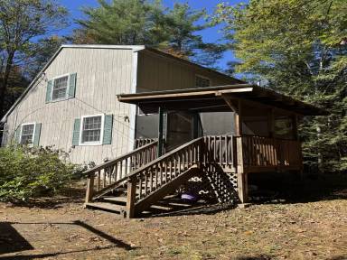 Main picture of 113 Corn Hill Rd