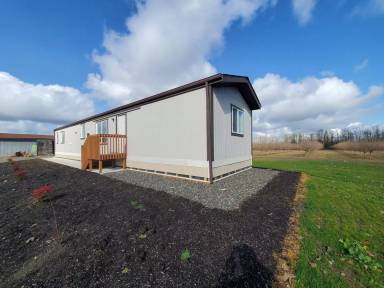 Main picture of 39879 Higbee Rd NE