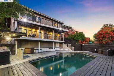 Main picture of 1183 Central Blvd