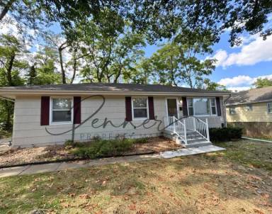 Main picture of 1510 Harvard Ave