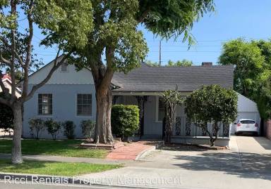 Main picture of 175 S Citrus St