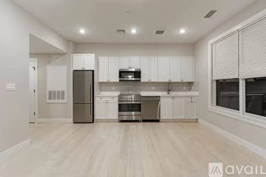 Main picture of 197 Green St