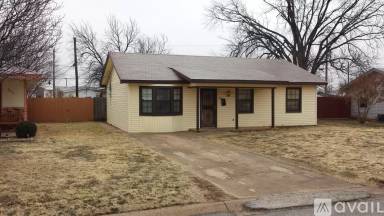 Main picture of 2813 Lavell Ave