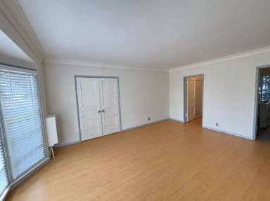 Main picture of 530 S Orlando Ave